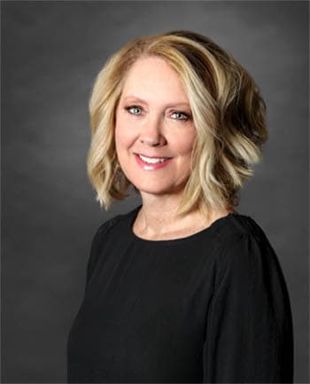 Aelene Vanderveen at CrossCountry Mortgage - Senior Loan Officer | NMLS #170373 in Plymouth, MI