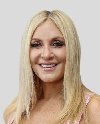 Lauren Maxwell at CrossCountry Mortgage - Executive Vice President | NMLS #331415 in Naples, FL