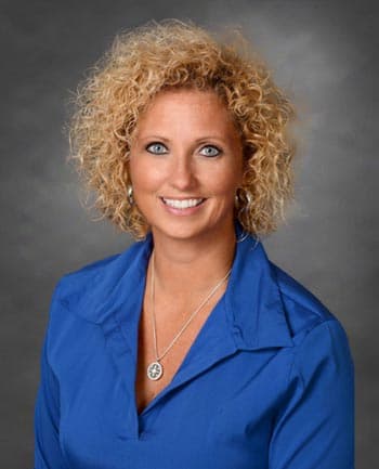 Lori Young at CrossCountry Mortgage - Originating Branch Manager | NMLS #796015 in Port Orange, FL