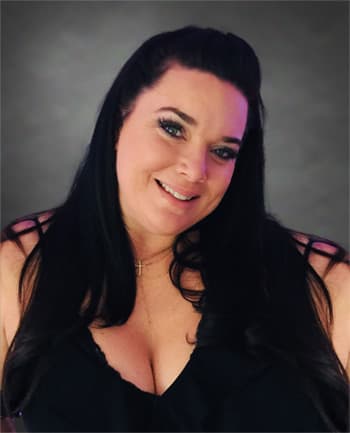 Danielle Pena at CrossCountry Mortgage - Loan Originator | NMLS #1596032 in El Segundo, CA