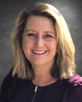 Sandy Dickinson at CrossCountry Mortgage - Originating Branch Manager | NMLS #54205 in Cornelius, NC
