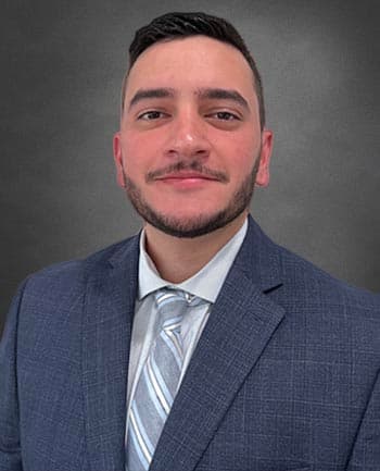 Hunter Oliva at CrossCountry Mortgage - Loan Officer | NMLS #1738745 in Miami, FL