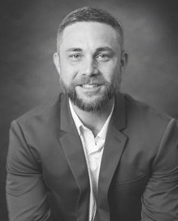 Logan Brean at CrossCountry Mortgage - SVP of Mortgage Lending | NMLS #1846106 in Antioch, IL