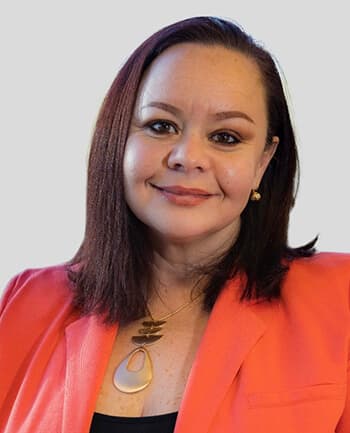 Susan Perez-Travers at CrossCountry Mortgage - Bilingual Loan Officer | NMLS #1294977 in Raleigh, NC