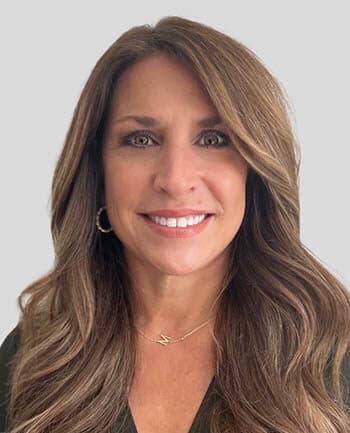 Mimi Suster at CrossCountry Mortgage - Loan Officer | NMLS #2404233 in Mentor, OH