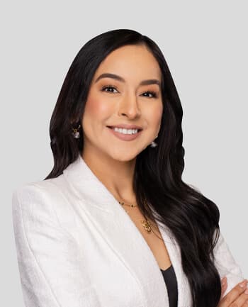 Brenda Hernandez at CrossCountry Mortgage - Sr. Loan Officer | NMLS #2443057 in Edinburg, TX