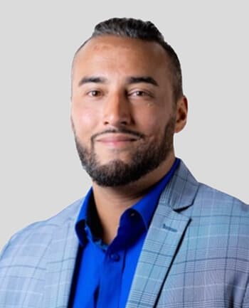 Christian Dennis at CrossCountry Mortgage - Senior Loan Officer | NMLS #2002088 in Melville, NY
