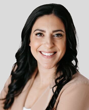 Nicole Ferrara at CrossCountry Mortgage - Senior Loan Officer | NMLS #1520761 in Danvers, MA