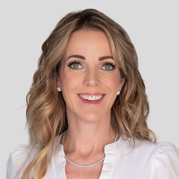 Katie Simmons Hickey at CrossCountry Mortgage - Senior VP of Residential Lending | NMLS #659429 in Reston, VA