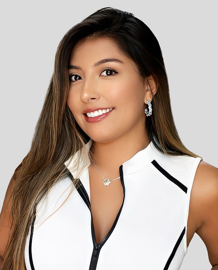 Daniela Arevalo Perez at CrossCountry Mortgage - Senior Loan Officer | NMLS #1986879 in Rockaway, NJ
