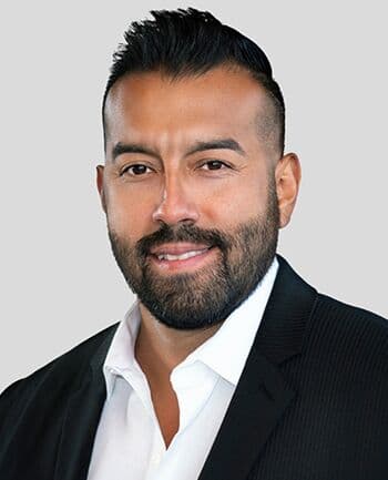 Eddie Cisneros at CrossCountry Mortgage - SVP/Originating Branch Manager | NMLS #292488 in Tampa, FL