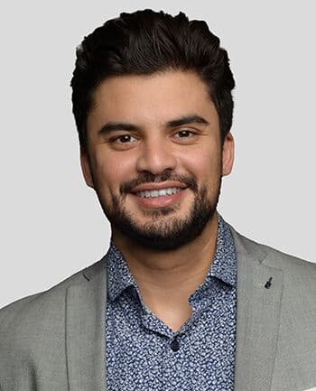 Stryder Meza at CrossCountry Mortgage - Loan Officer | NMLS #1001406 in Seattle, WA