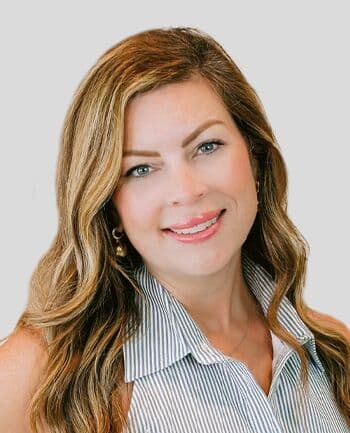 Katie Grimes at CrossCountry Mortgage - SVP, Mortgage Lending | NMLS #1662035 in Overland Park, KS
